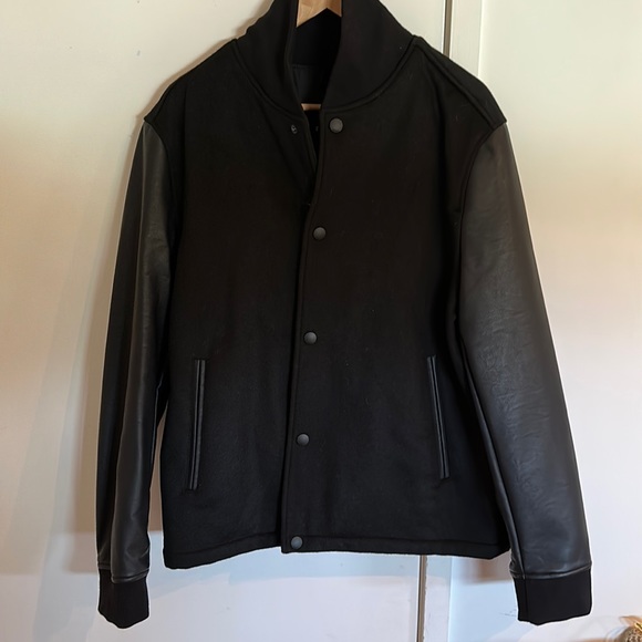 Express Men’s BNWT Varsity Vegan Leather Jacket - Picture 1 of 4
